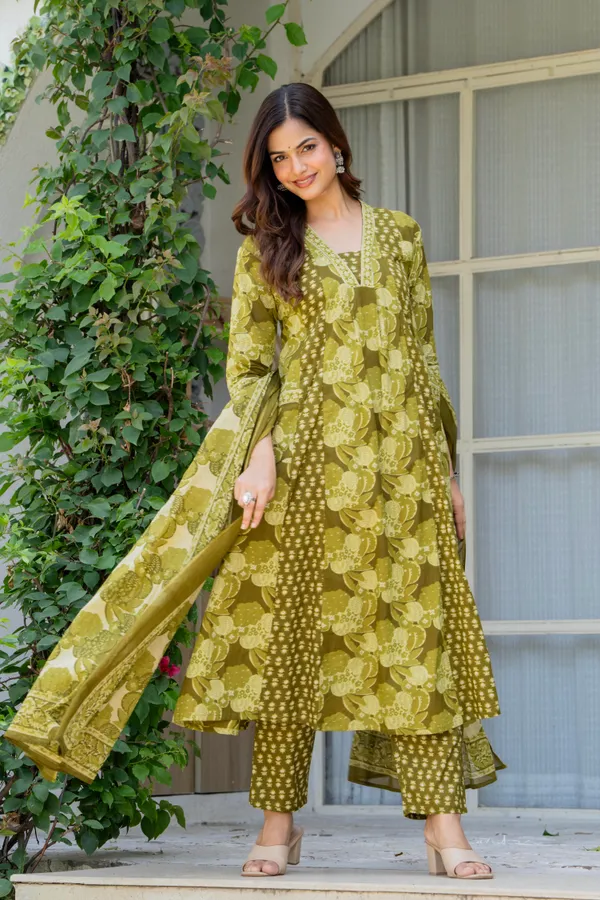 Olive_Green_Cotton_Anarkali_Kurta_For_Women