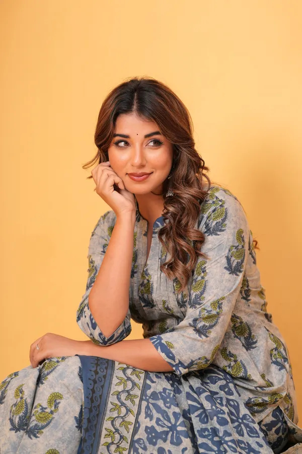Grey_Cotton_Kurta_Set_For_Women