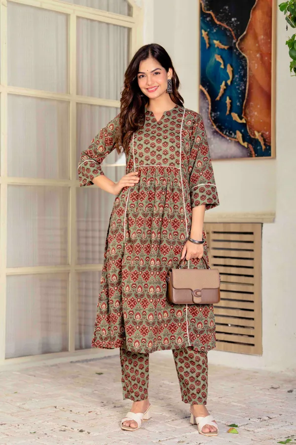 Olivegreen_Cotton_Anarkali_Kurta_For_Women