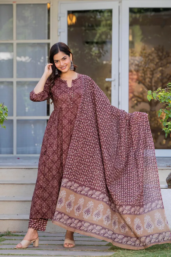Maroon_Cotton_Sequence_&__Kurta_For_Women