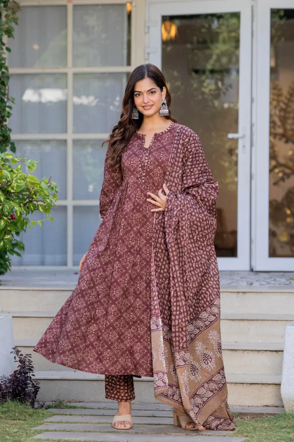 Maroon_Cotton_Sequence_&__Kurta_For_Women