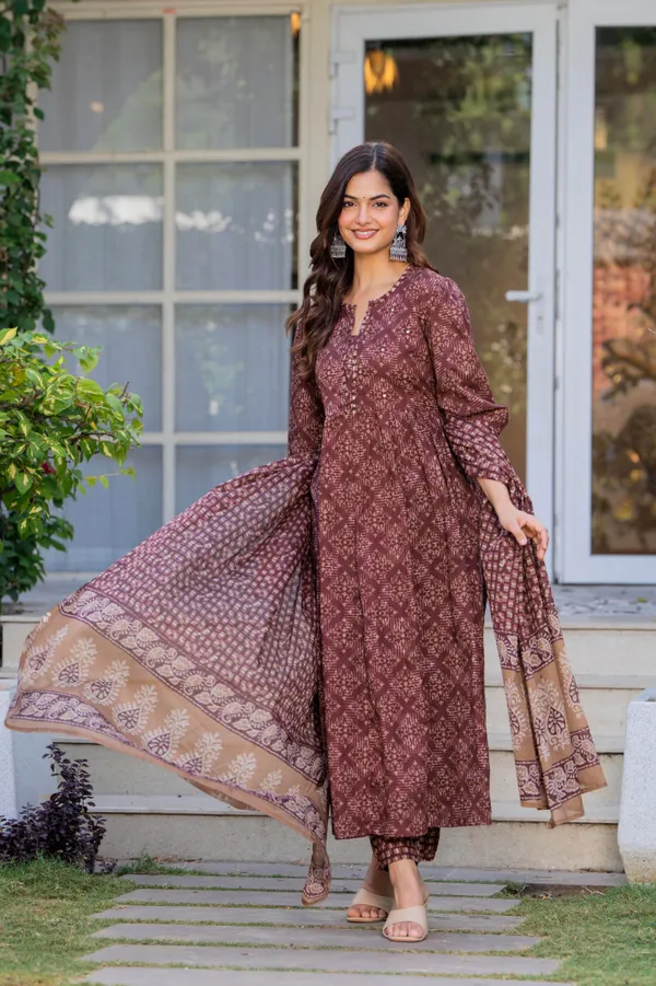 Maroon_Cotton_Sequence_&__Kurta_For_Women