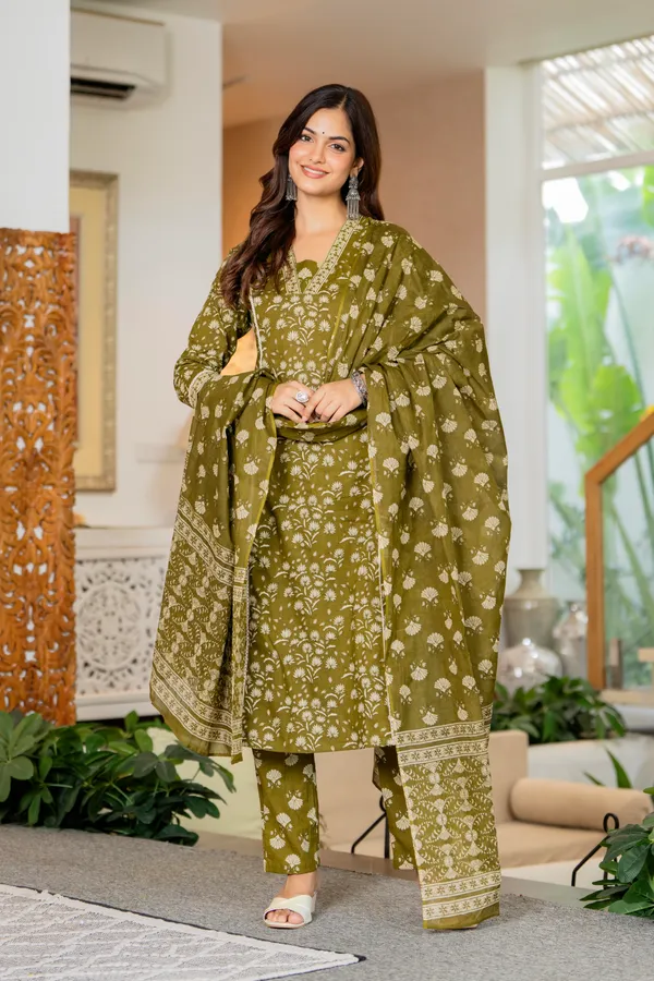 Olive_Green_Cotton_Lace_Work_Kurta_For_Women