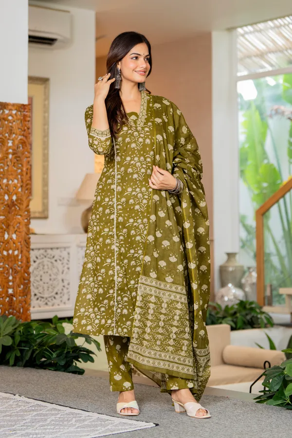 Olive_Green_Cotton_Lace_Work_Kurta_For_Women