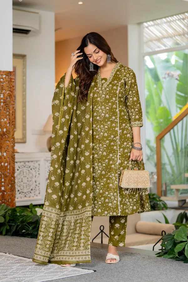 Olive_Green_Cotton_Lace_Work_Kurta_For_Women