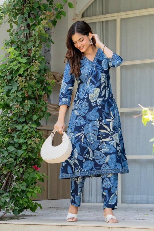 Blue_Cotton__Kurta_For_Women