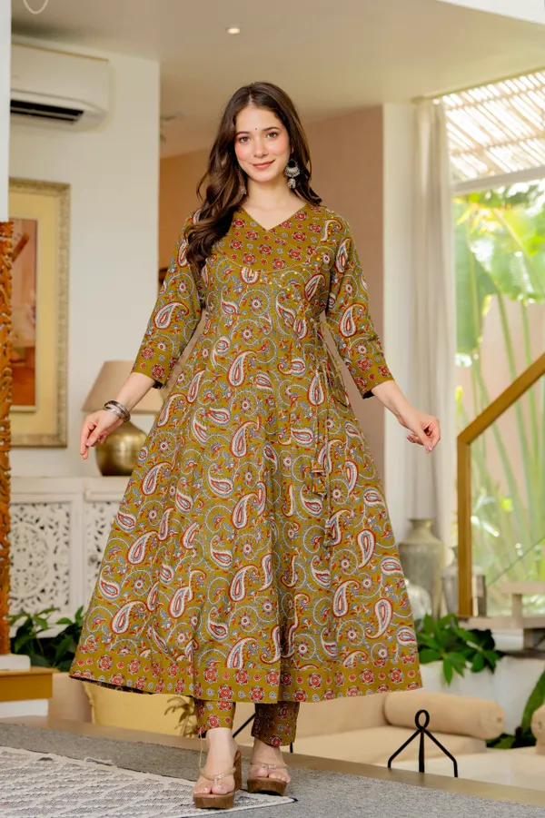 Mustard_Yellow_Cotton_Anarkali_For_Women