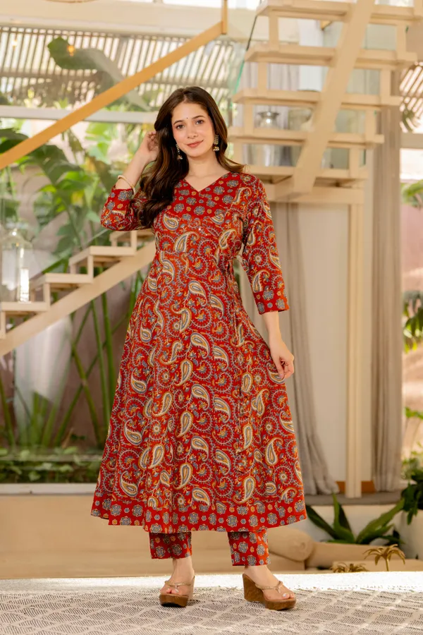 Red_Cotton_Anarkali_For_Women