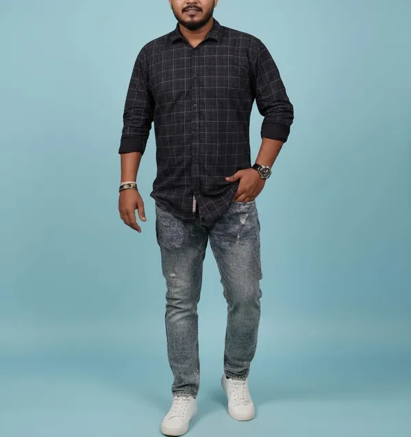 Men'S_Black_Checked_Casual_Shirt_With_Distressed_Denim_Jeans
