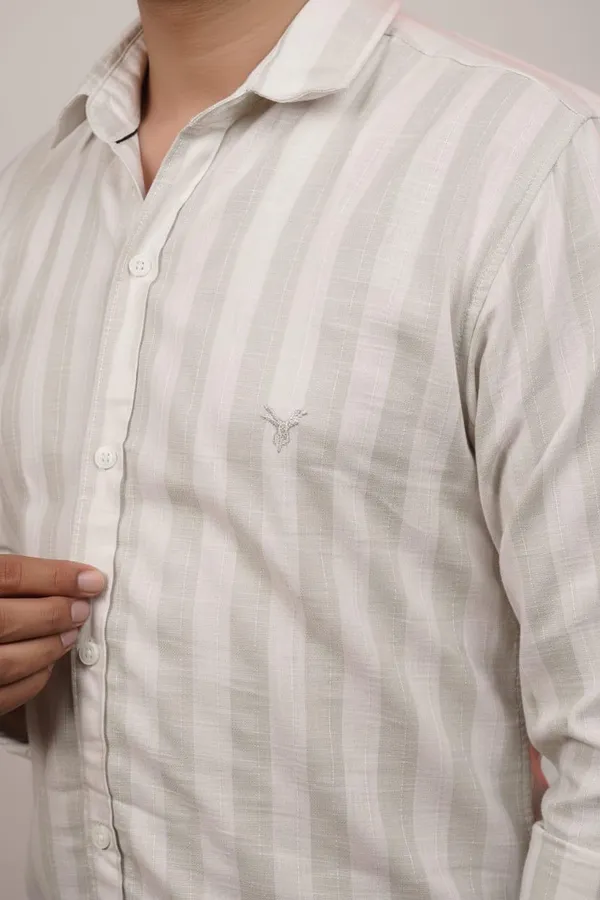 Men'S_Beige_And_White_Striped_Casual_Shirt