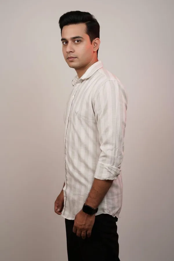 Men'S_Beige_And_White_Striped_Casual_Shirt