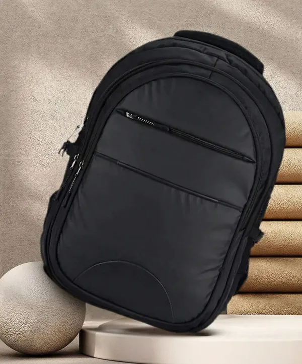 Black_Polyester_College_Bag_For_Unisex