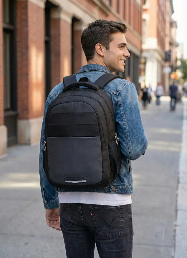 Black_Polyester_School_Bag_For_Unisex