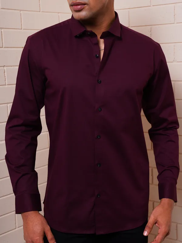Wine_Monopoly_Premium_Lycra_Shirt_For_Men