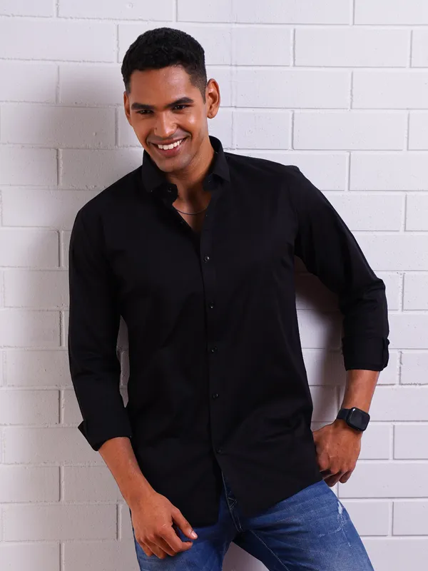 Jet_Black_Monopoly_Lycra_Shirt_For_Men