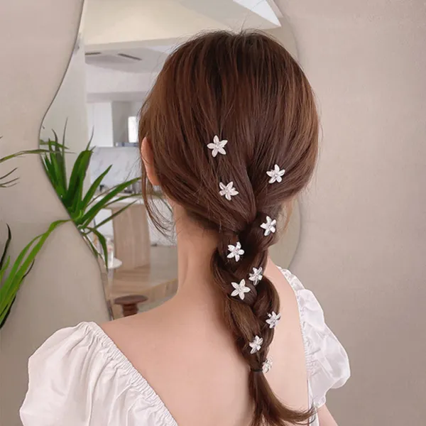 30_Flower_Hair_Clips_for_Girls_&_Women_–_Mini_Daisy_Hair_Claws_in_Pink,_White_&_Purple_|_Cute_Floral_Hair_Accessories_for_Kids,_Teens_&_Daily_Styling_|_Strong_Grip_Non-Slip_Small_Hair_Clips