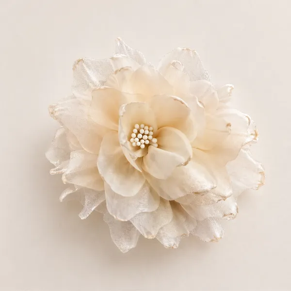 Beautiful_Flower_Hairclip_For_Women_&_girls_,Cream_Colour