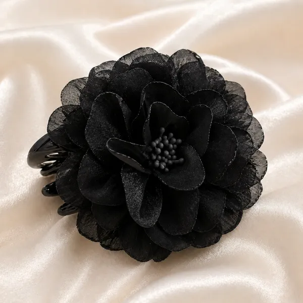 Beautiful_Flower_Hairclip_For_Women_&_girls_,_Black__Colour