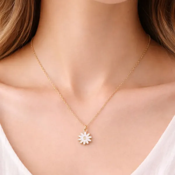 Minimal_White_Daisy_Flower_Pendant_Necklace_for_Women_|_Anti-Tarnish_Stainless_Steel_Gold_Chain_|_Korean_Style_Cute_Floral_Jewelry_|_everyday_wear_&_Gift_for_Girls_|_Gift_For_Women_and_Girls