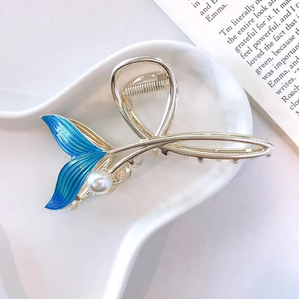 Pack_of_2_Pcs_Mermaid_and_Butterfly_Metal_Claw_Clip_for_Women_|_Strong_Hold_Non-Slip_Hair_Clutcher_|_Elegant_Hair_Accessories_for_Daily,_Party_&_Wedding_Use