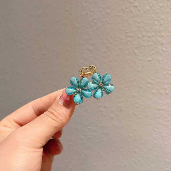 Pack_of_4_Mini_Metal_Hair_Claw_Clips_for_Women_&_Girls_|_Cute_Daisy_Flower_Hair_Clips,_Pastel_Colours,_Non-Slip_Strong_Hold_Accessories