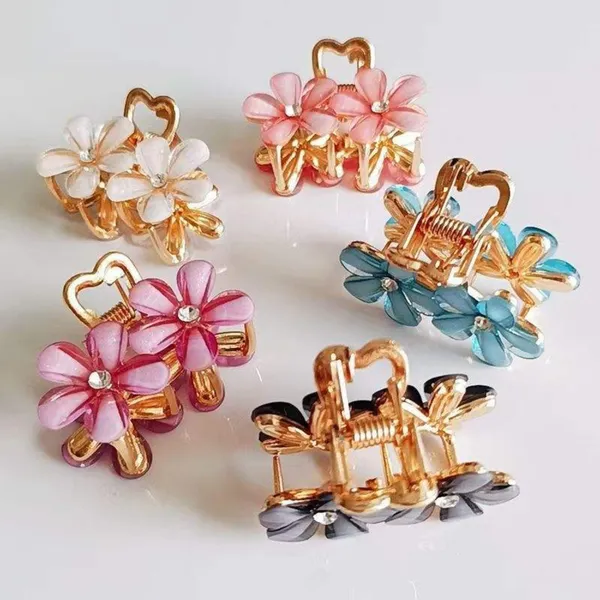 Pack_of_4_Mini_Metal_Hair_Claw_Clips_for_Women_&_Girls_|_Cute_Daisy_Flower_Hair_Clips,_Pastel_Colours,_Non-Slip_Strong_Hold_Accessories