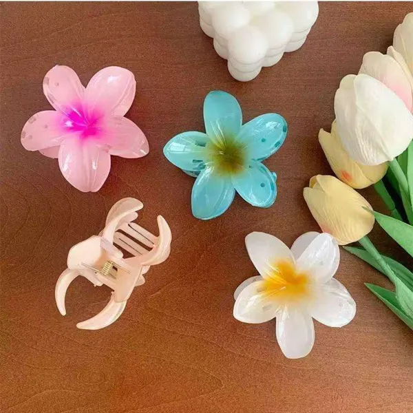 Pack_of_4_Pcs_Medium_Floral_Claw_Hair_Clips_for_Women_&_Girls_-_Trendy_Hair_Clutchers_for_Girls(Random_Colours)