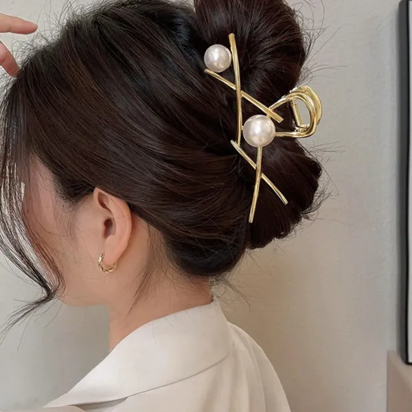 Premium_Cross_Metal_Hair_Claw_Clip_for_Women_&_Girls_|_|_Strong_Hold_Non-Slip_Hair_Clutcher_|_Elegant_Hair_Accessories_for_Daily,_Party_&_Wedding_Use