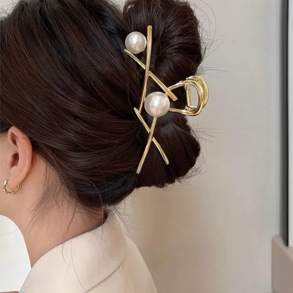 Premium_Cross_Metal_Hair_Claw_Clip_for_Women_&_Girls_|_|_Strong_Hold_Non-Slip_Hair_Clutcher_|_Elegant_Hair_Accessories_for_Daily,_Party_&_Wedding_Use