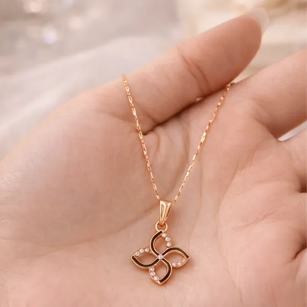 Rose_Gold_Clover_Pendant_Necklace_for_Women_|_Crystal_Studded_Elegant_Daily_Wear_Chain_|_Stylish_Gift_Jewellery_|_Perfect_gift_for_Women_and_Girls