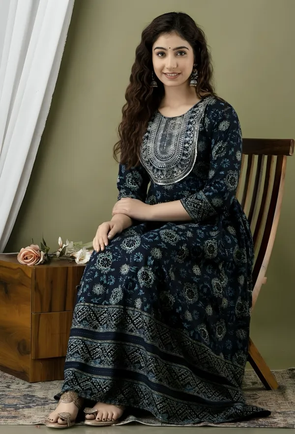 Blue_Rayon_Fabric_Anarkali_Kurti_For_Women