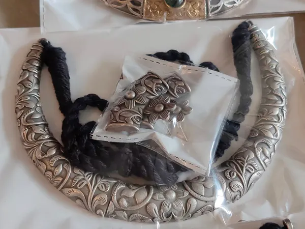 Silver_Oxidized_Floral_Choker_Necklace_Set_|_Antique_Ethnic_Jewellery_For_Women