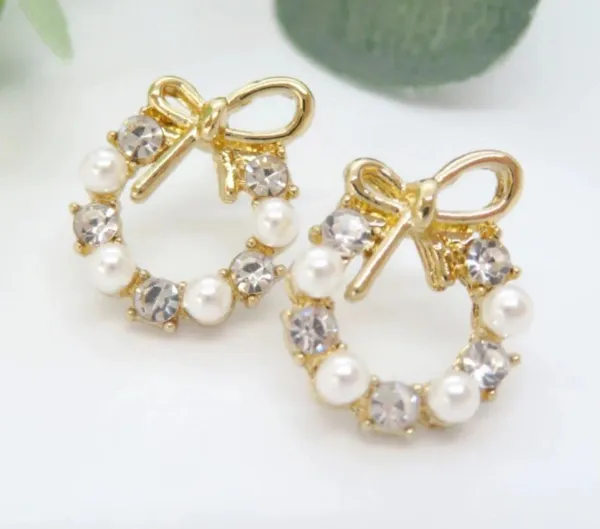 Creatitude_Elegant_Bow_Crystal_Pearl_Stud_Earrings_Combo_Set_for_Women_&_Girls_–_Gold_Finish_(2_Pairs)