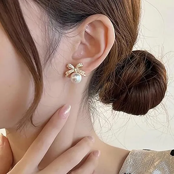 Creatitude_Elegant_Bow_Crystal_Stud_Earrings_with_Pearl_Drop_–_Gold_Finish_Party_&_Daily_Wear_Earrings_for_Women