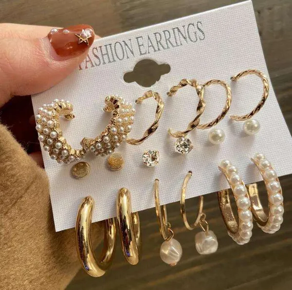 Creatitude_Gold_&_Pearl_Earrings_Combo_Set_for_Women_with_Hoops,_Studs_and_Pearl_Drops