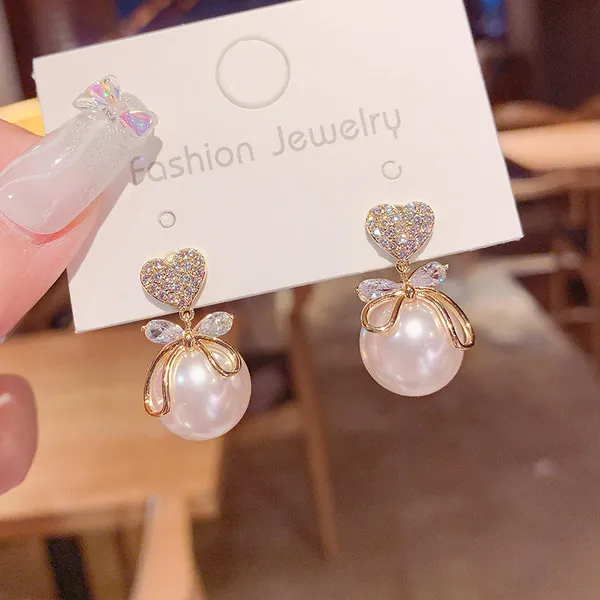 Silver_Romantic_Heart_Stud_Drop_Earrings_With_Large_Pearl_&_Cubic_Zirconia_For_Women