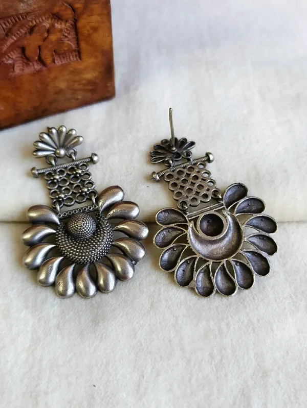 Silver_Oxidized_Floral_Lattice_Earrings_|_Handcrafted_Statement_Jewellery_For_Women
