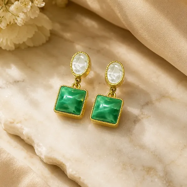 Green_Crystal_Matcha_Earrings