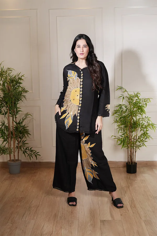 Black_Sunflower_Printed_Co-Ord_Set_-_Premium_Two-Piece_Outfit_For_Women