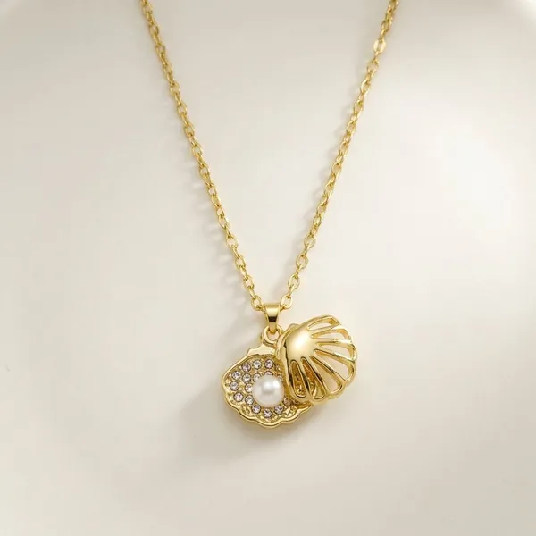 Ocean_Seashell_Pearl_Necklace