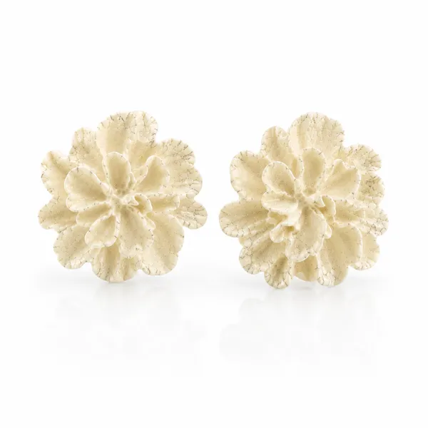 White_Flower_Stud_Earrings