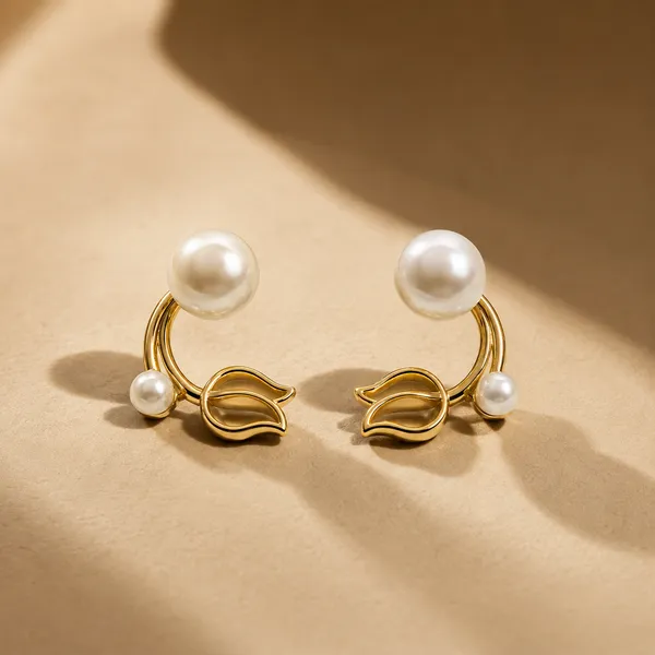 Pearl_Rose_Petal_Earring