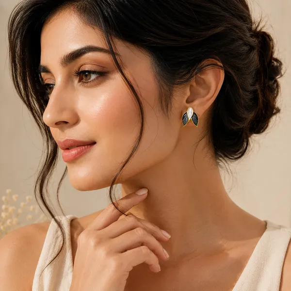 Chic_Korean_Leaf_Drop_Earrings