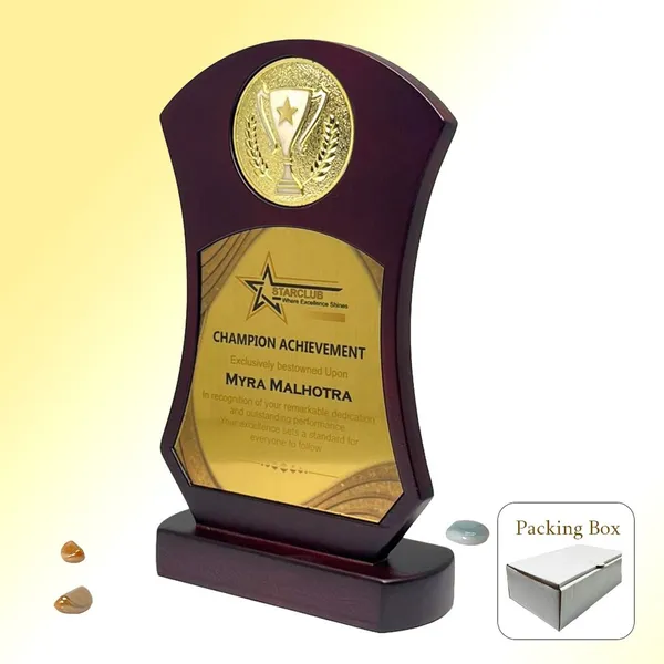Classic_Mahogany_Shield_With_Golden_Victory_Medallion