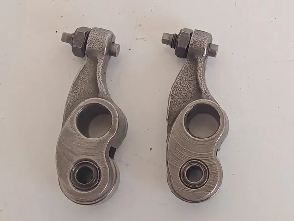 MAHINDRA_CENTURO_Rocker_Arm_Kit