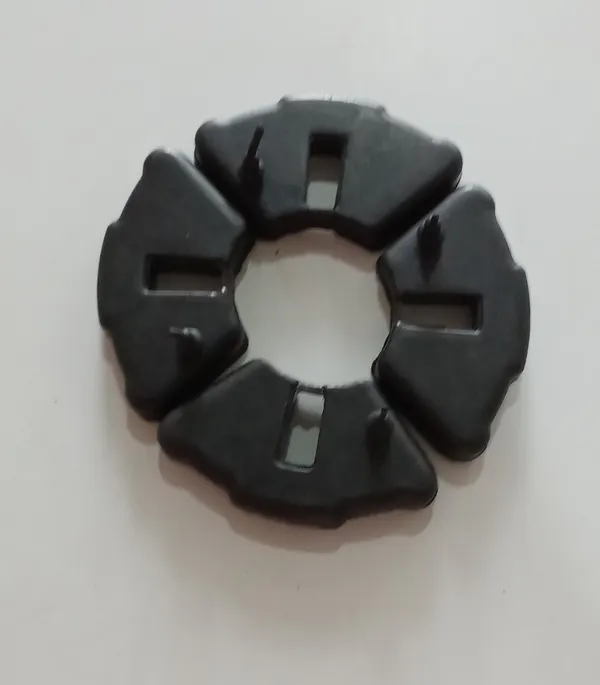 MAHINDRA_CENTURO_BACK_WHEEL_RUBBER_SET