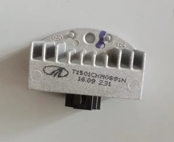 MAHINDRA_CENTURO_RR_Unit_(REGULATOR)