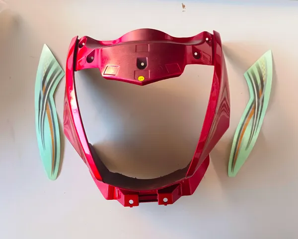 MAHINDRA_CENTURO_Cowling_Red_For_2_Wheeler