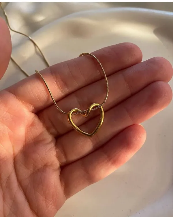Forever_Love_Heart_Necklace