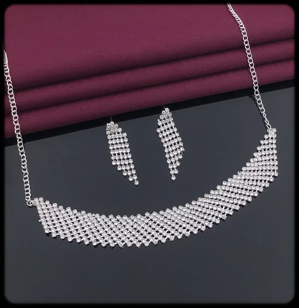 Silver_Plated_Single_Line_Big_Diamond_Choker_With_Earrings_For_Women